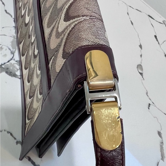 Vintage Lou Taylor Mod Wristlet Clutch | 1960s–1970s